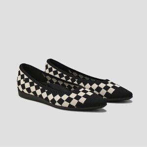 Vivaia Black and White Checkered “Aria Walker” Women's Flats - Brand NEW in box